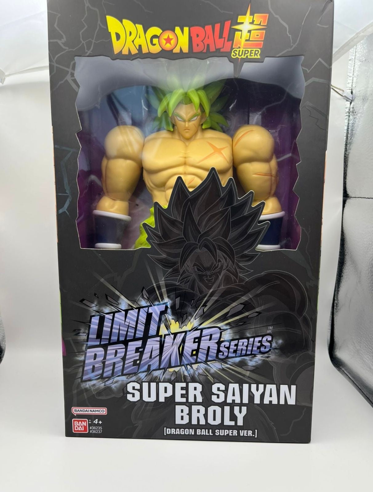 SÚPER SAIYAN BROLY